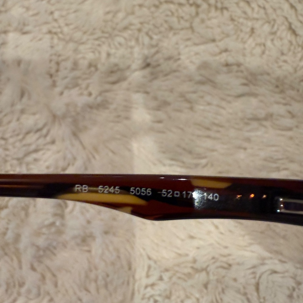 Ray-Ban eyeglass frames - Picture 3 of 4